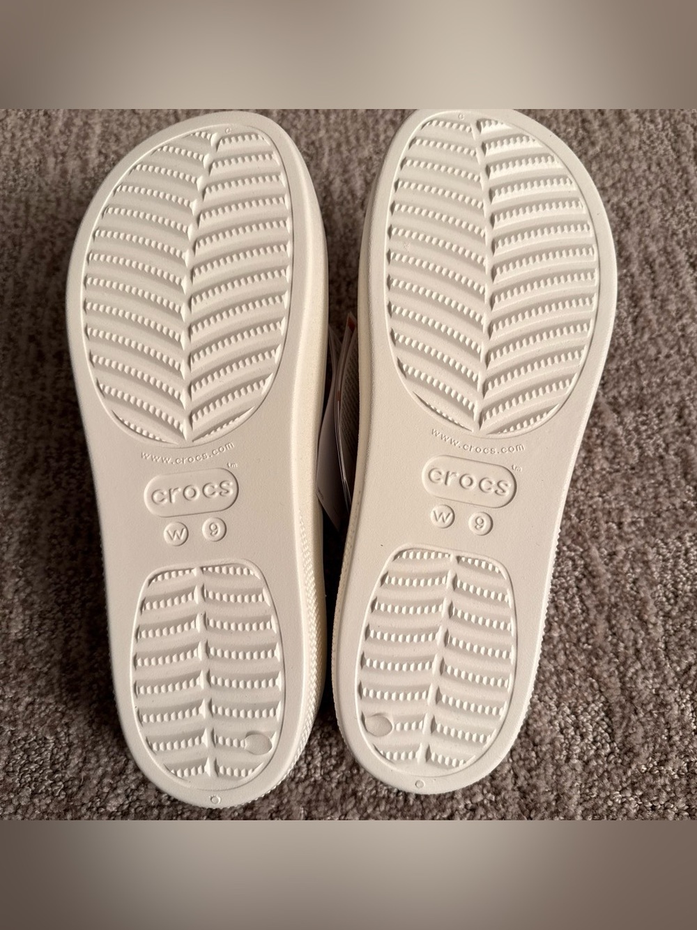 Crocs Classic Platform Slide - Picture 5 of 7